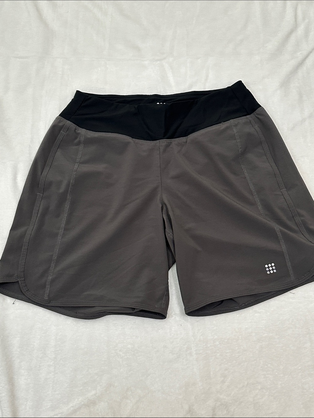 🚗 Title Nine Active Shorts